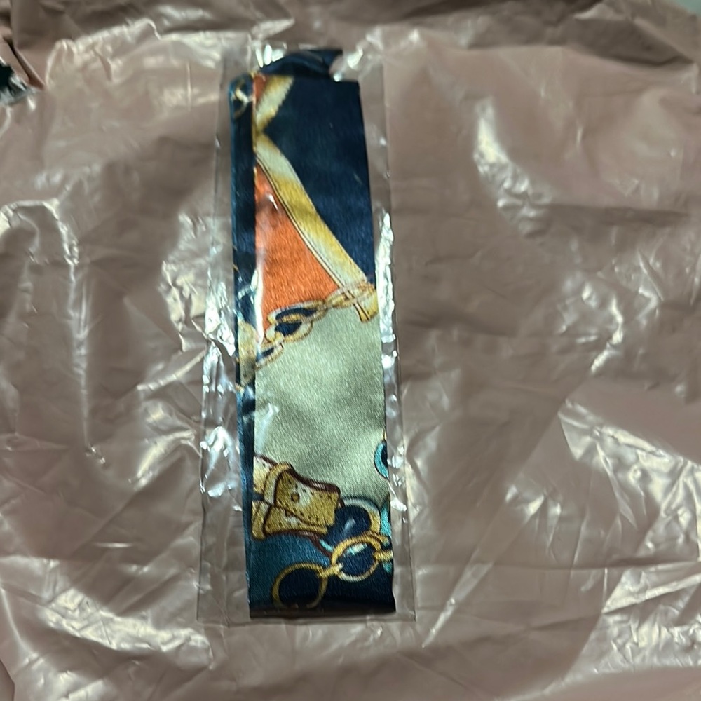 Twilly with Chain Print